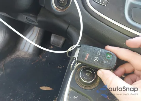 2015 Chrysler 200 C z USA, uszkodzony, nr VIN 1C3CCCCB5FN708232